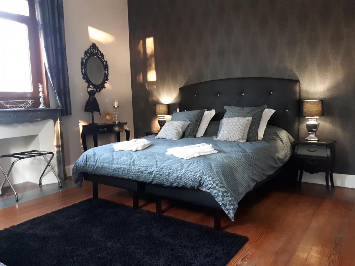 Le Manoir De La Mantille Caudry Buitenkant foto