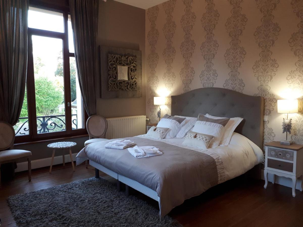 Le Manoir De La Mantille Caudry Buitenkant foto