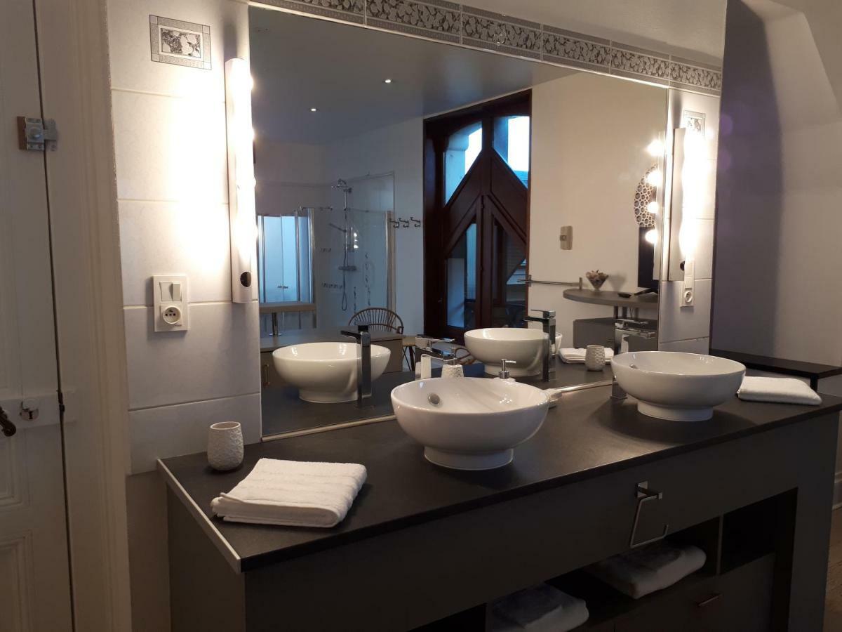 Le Manoir De La Mantille Caudry Buitenkant foto